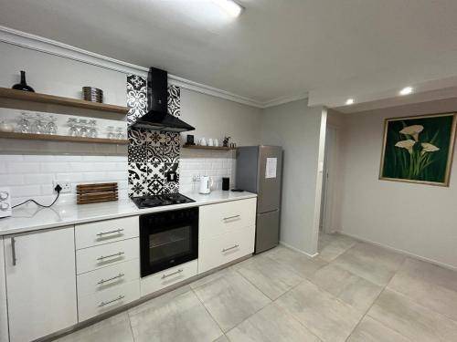 Kraaifontein House | 150 m² House ∙ 3 bedrooms ∙ 6 guests