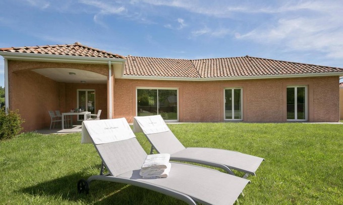 Lourdes House | 150 m² House ∙ 4 bedrooms ∙ 8 guests