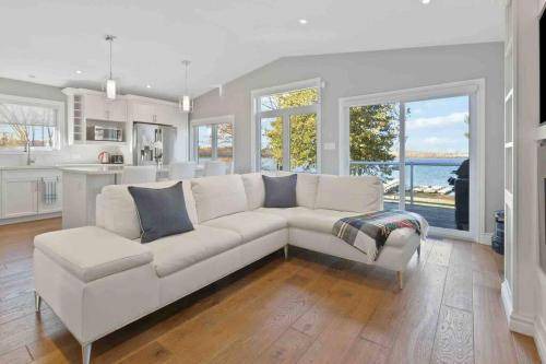 Port McNicoll House | 150 m² House ∙ 4 bedrooms ∙ 8 guests