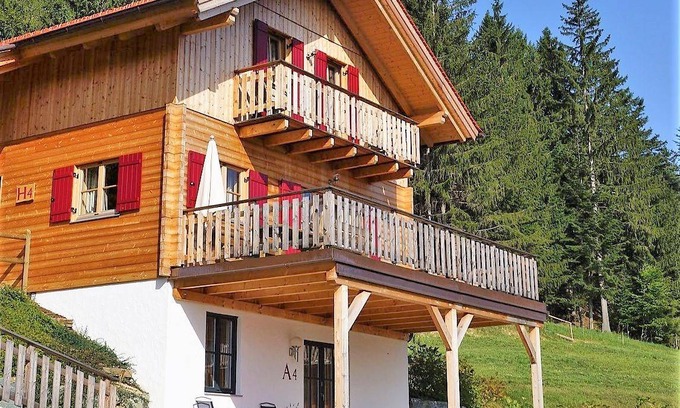 Poellauberg House | 150 m² House ∙ 5 bedrooms ∙ 10 guests