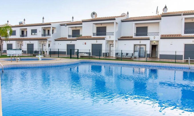 Mosqueira Villa | 150 m² Villa ∙ 3 bedrooms ∙ 6 guests