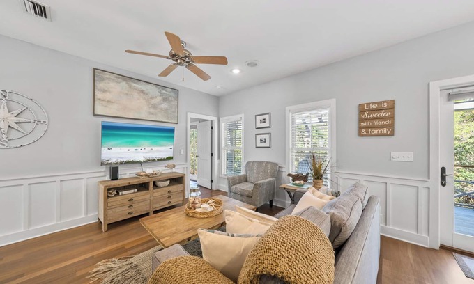 Seacrest Cottage | 150 Steps to The Beach. Book Your Last-Minute Summer Get Away Now!