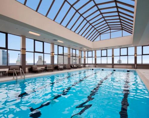 Rittenhouse Row Apartment | 1500 Locust Apartments In The Heart of Philadelphia