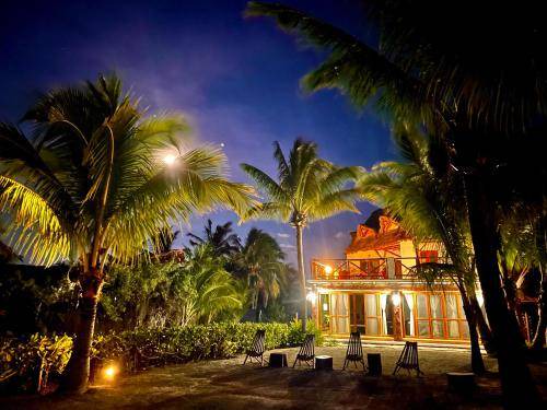 Isla Holbox House | 1500 m² House ∙ 4 bedrooms ∙ 127 guests