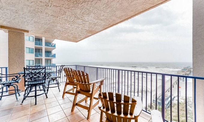 Orange Beach Condo | 152 m² Condo ∙ 3 bedrooms ∙ 8 guests