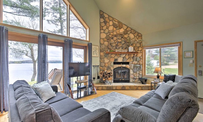 Eagle River House | 152 m² House ∙ 2 bedrooms ∙ 14 guests