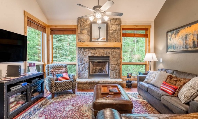 Keystone House | 153 m² House ∙ 3 bedrooms ∙ 8 guests