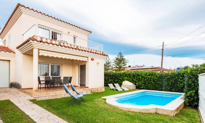 Vinaros House | 153 m² House ∙ 3 bedrooms ∙ 6 guests