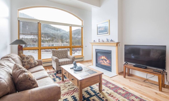 Lakeside Village Condo | 1546 | Epic views, wood floors, No Cleaning Fees!