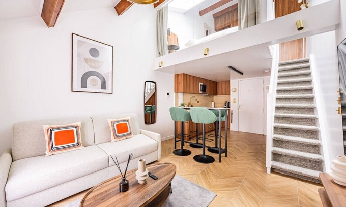 Quartier Sainte-Avoye Apartment | 155. Luxury suite-Etienne Marcel-Châtelet-Paris 3