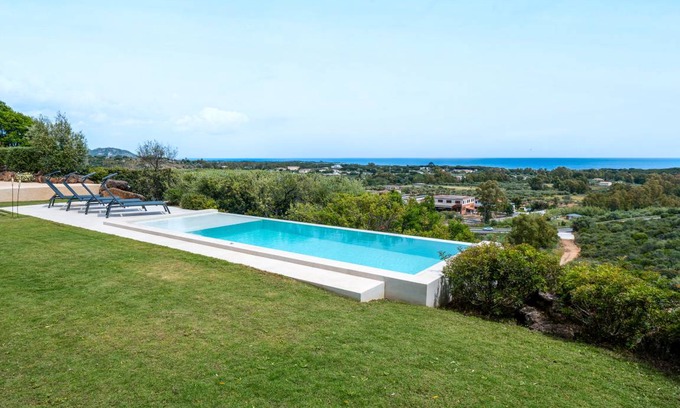 Orosei Villa | 158 m² Villa ∙ 3 bedrooms ∙ 6 guests