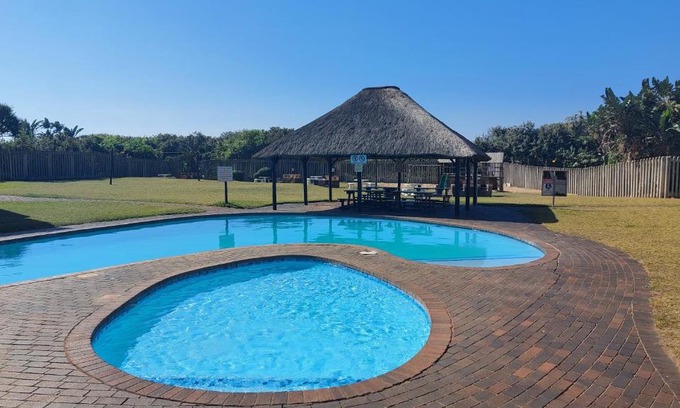 Kingsburgh Apartment | 16 Cabanas Del Mar - Winklespruit