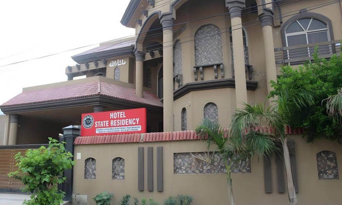 Bahawalpur Hotel | 16 m² Hotel ∙ 3 guests