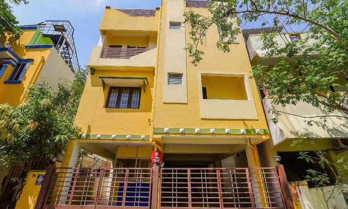 Velachery Hotel | 16 m² Hotel ∙ 3 guests