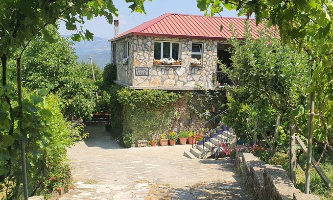 Albania House | 16 m² House ∙ 1 bedroom ∙ 3 guests