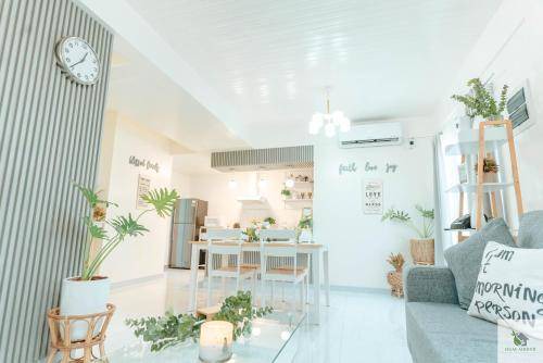 Urdaneta City Villa | 16 m² Villa ∙ 1 bedroom ∙ 10 guests