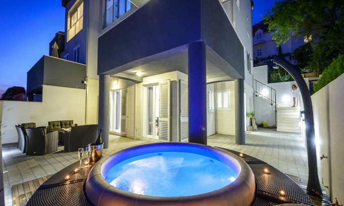 Gornji Kono Apartment | 160 m² Apartment ∙ 4 bedrooms ∙ 6 guests