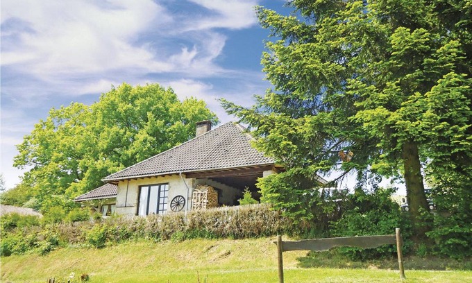 Neucy House | 160 m² House ∙ 2 bedrooms ∙ 4 guests