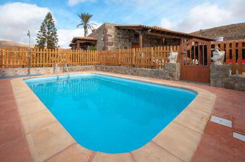 Tuineje House | 160 m² House ∙ 3 bedrooms ∙ 6 guests