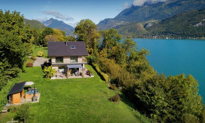 Chaparon Villa | 160 m² Villa ∙ 4 bedrooms ∙ 8 guests