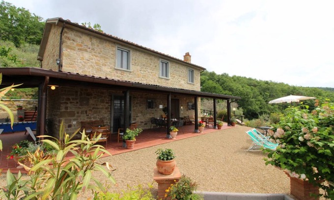 Loro Ciuffenna Villa | 160 m² Villa ∙ 5 bedrooms ∙ 10 guests