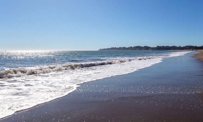 Stinson Beach House | 160 Seadrift Road: 2 BR, 3 BA House in Stinson Beach, Sleeps 10