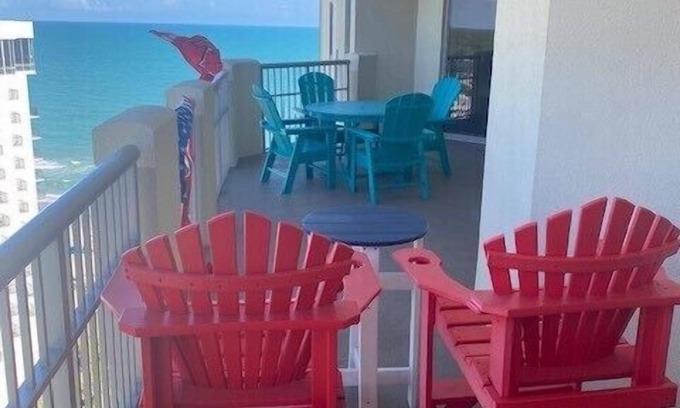 Arcadian Shores Condo | 1603 Royale Palms - $150 food and beverage credit!