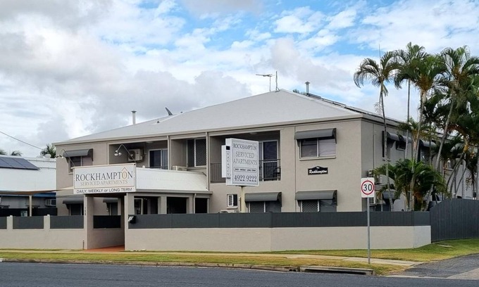 Allenstown Apartment | 161 m² Apartment ∙ 2 bedrooms ∙ 127 guests