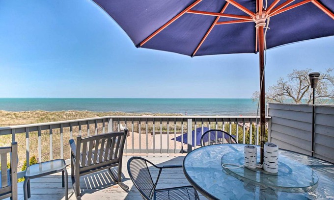 Miller Beach Apartment | 162 m² Apartment ∙ 3 bedrooms ∙ 8 guests