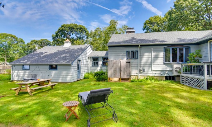 Saunderstown House | 164 m² House ∙ 3 bedrooms ∙ 7 guests