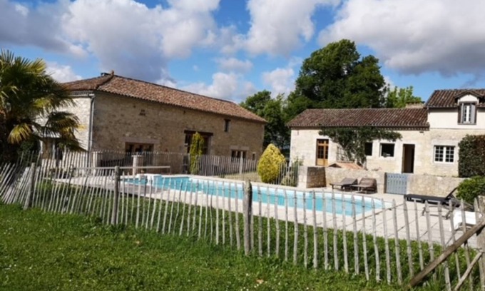 Sigoules Villa | 165 m² Villa ∙ 2 bedrooms ∙ 4 guests