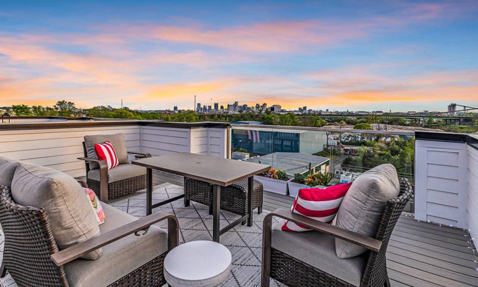 Katie Hill Neighborhood House | 165 m² House ∙ 4 bedrooms ∙ 10 guests