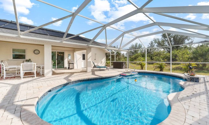 Gulf Cove House | 167 m² House ∙ 3 bedrooms ∙ 8 guests