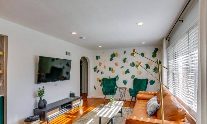 St. Charles House | 167 m² House ∙ 3 bedrooms ∙ 8 guests