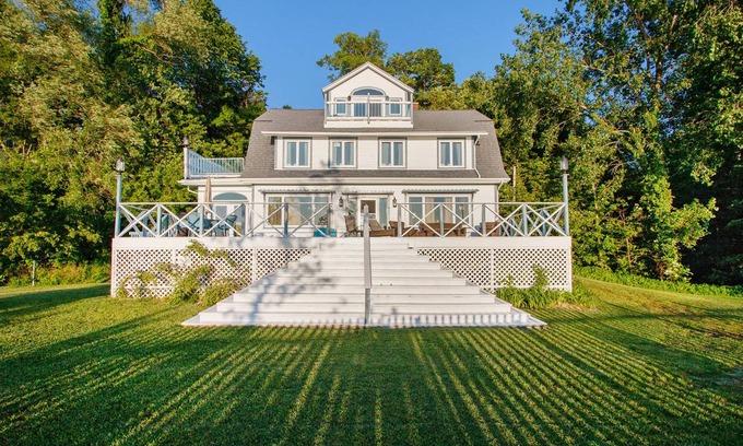 Lake Michigan Beach House | 167 m² House ∙ 2 bedrooms ∙ 6 guests
