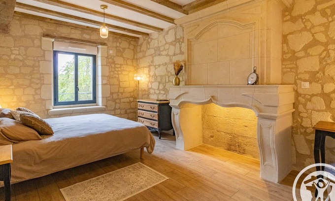 Vivy Cottage | 16th Century Cottage near Saumur