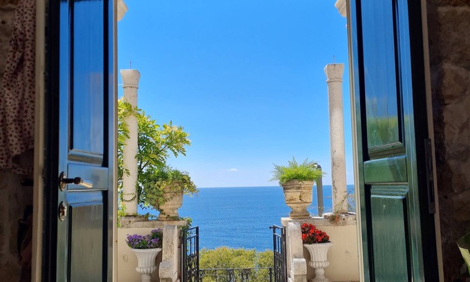 Pile Villa | 16th century villa Filomena, panoramic sea views, walking distance to Old Town