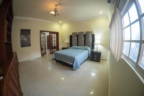Torreon House | 17 Large room for two people