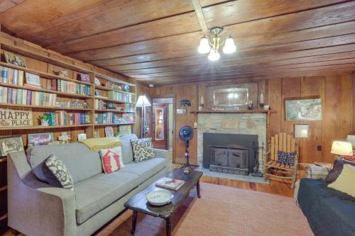 Linville Falls House | 17 Mi to Sugar Mountain Tensies Cottage