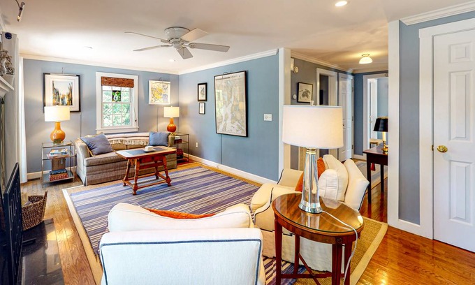 Camden House | 170 m² House ∙ 3 bedrooms ∙ 7 guests