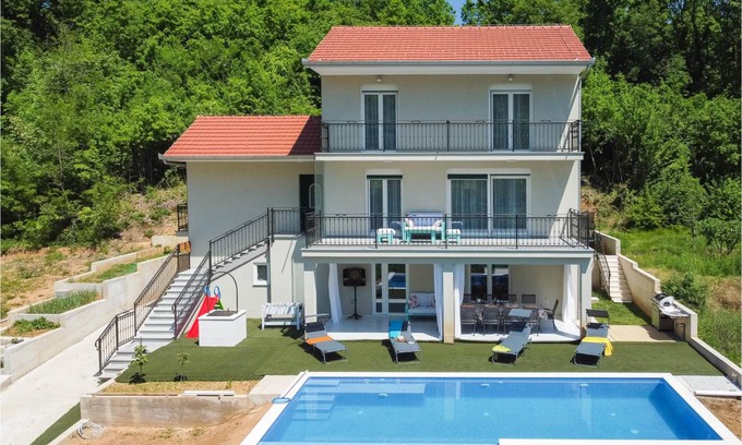 Suhac House | 170 m² House ∙ 4 bedrooms ∙ 8 guests