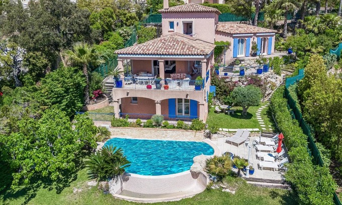La Nartelle Villa | 170 m² Villa ∙ 5 bedrooms ∙ 10 guests