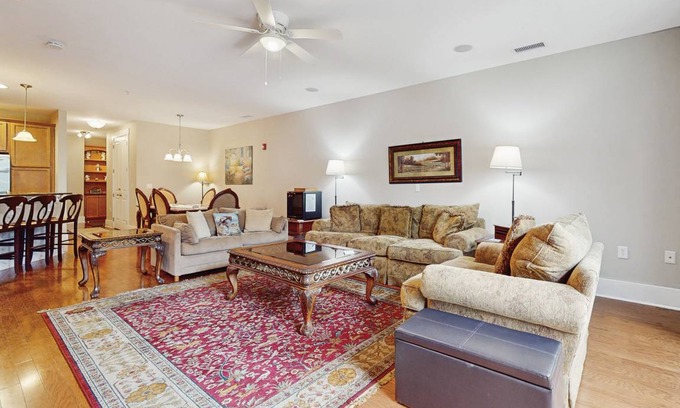 St. James Condo | 171 m² Condo ∙ 3 bedrooms ∙ 6 guests
