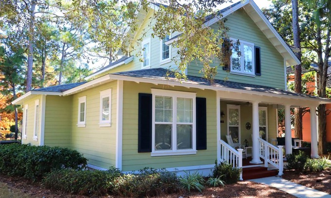 Laurel Grove House | 172 m² House ∙ 3 bedrooms ∙ 8 guests