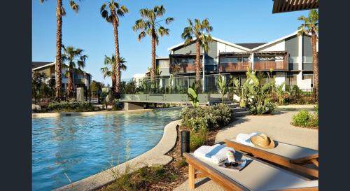 Magenta Shores Villa | 172 m² Villa ∙ 3 bedrooms ∙ 6 guests