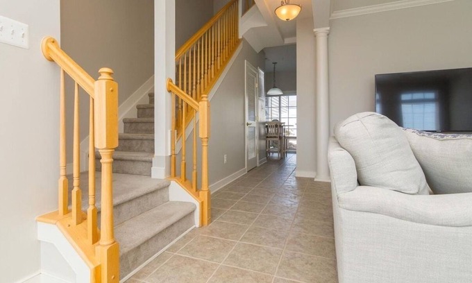 Villages of Five Points House | 17272 Chatham - Village of Five Points Townhouse