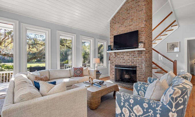 West Beach House | 174 Marsh Hawk: 3BR Home, Golf Views, Bike to Beach, Credit for Bikes/Beach Gear