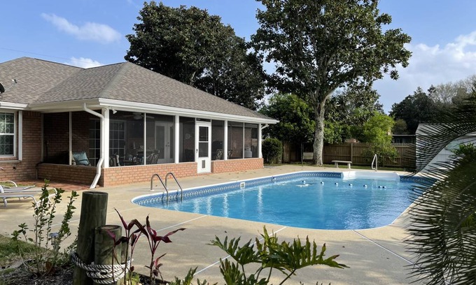 Navarre House | 175 m² House ∙ 3 bedrooms ∙ 8 guests