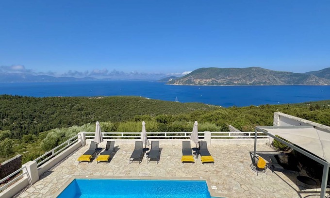 Katsarata Villa | 175 m² Villa ∙ 3 bedrooms ∙ 7 guests