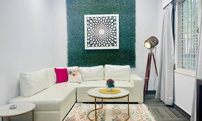 Gurugram Apartment | 177 m² Apartment ∙ 3 bedrooms ∙ 9 guests